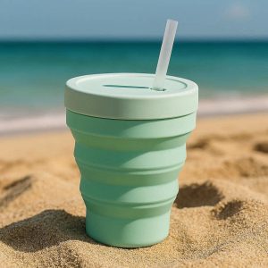7 Large Capacity Collapsible Silicone Mug With Straw Hole For Summer Drinks And Beach Travel